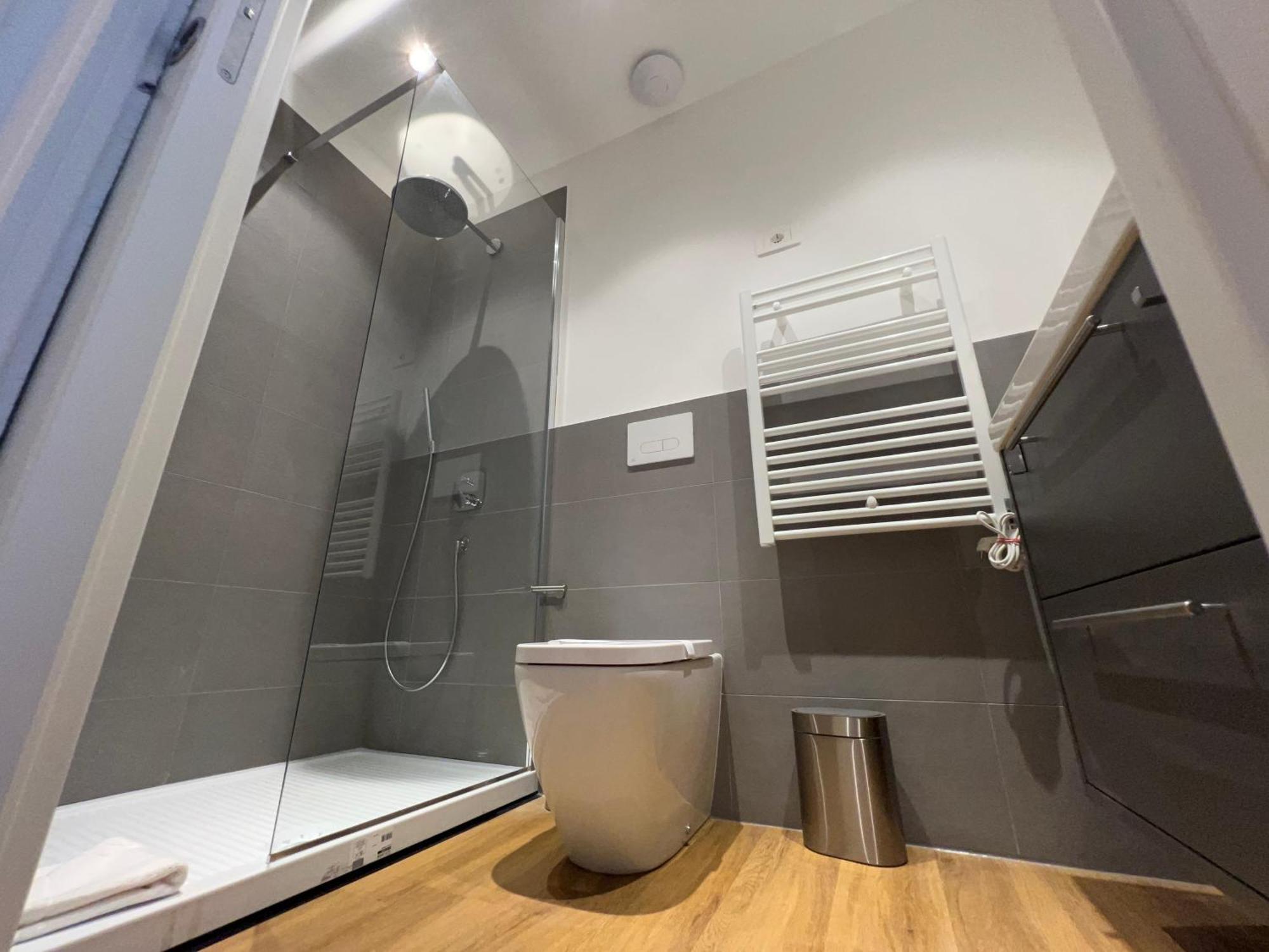 רומא Near Vatican, Irnerio 47 Guest House מראה חיצוני תמונה
