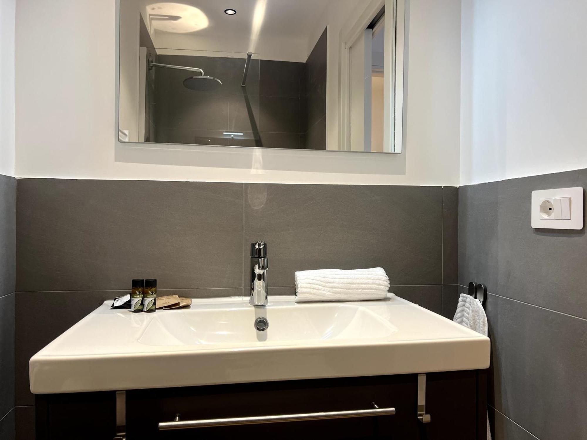 רומא Near Vatican, Irnerio 47 Guest House חדר תמונה